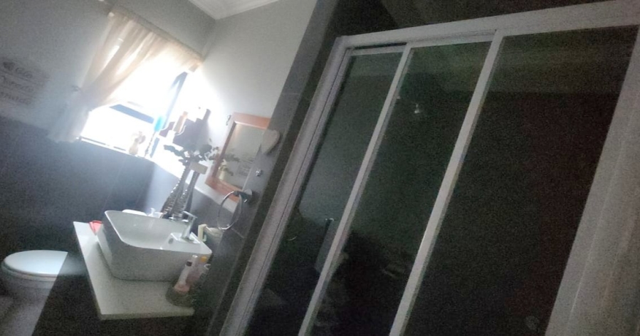 2 Bedroom Property for Sale in Ifafi North West